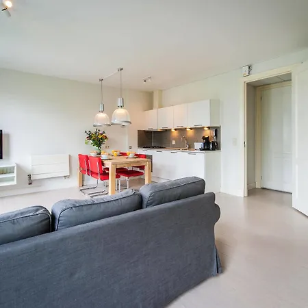 Short Group Dapper Market Serviced Apartamento *