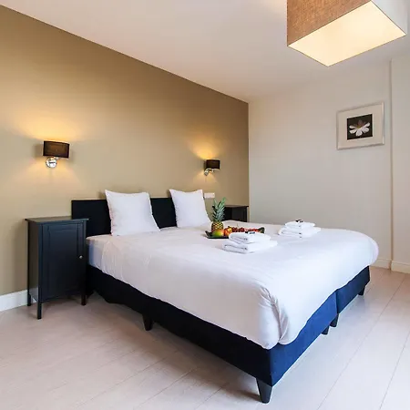 Short Group Dapper Market Serviced Apartamento *