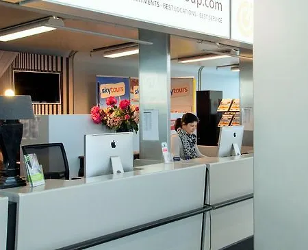 Διαμέρισμα Short Group Dapper Market Serviced *