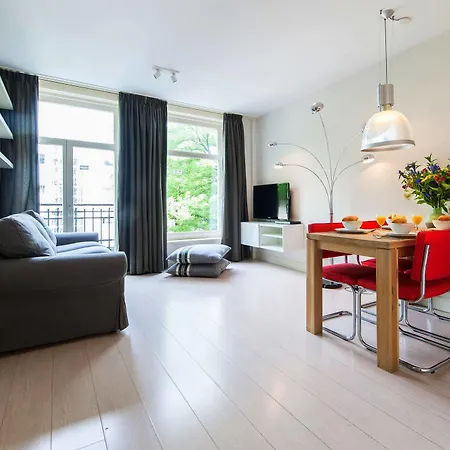 Lejlighed Short Group Dapper Market Serviced